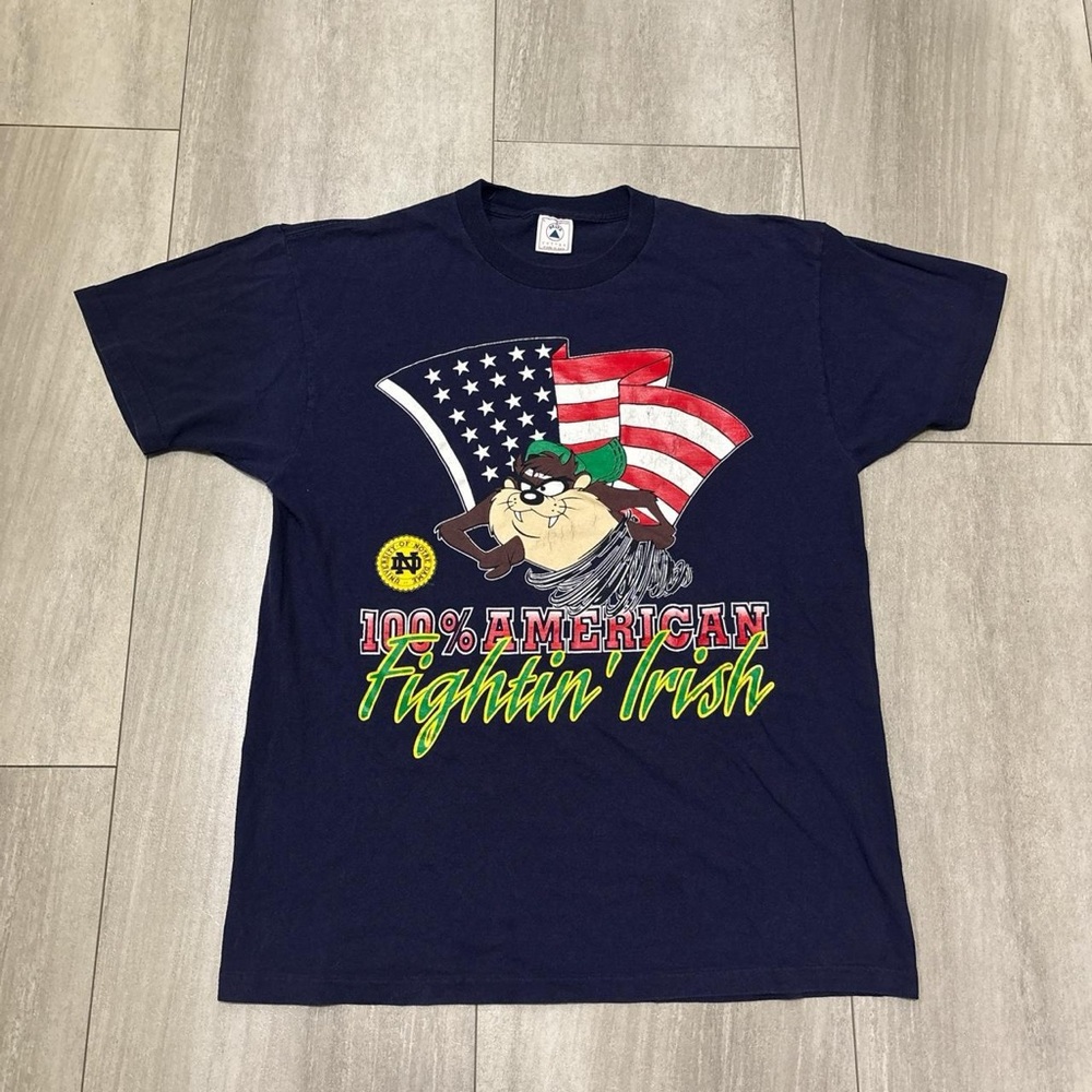Vintage 90s Taz Tasmanian Devil Notre Dame Fighting Irish T-Shirt Size Large